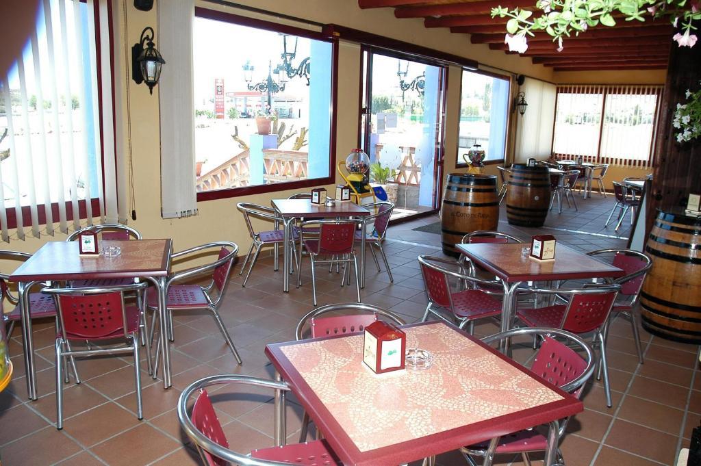 Freila Hotel Rural Los Chaparros מראה חיצוני תמונה