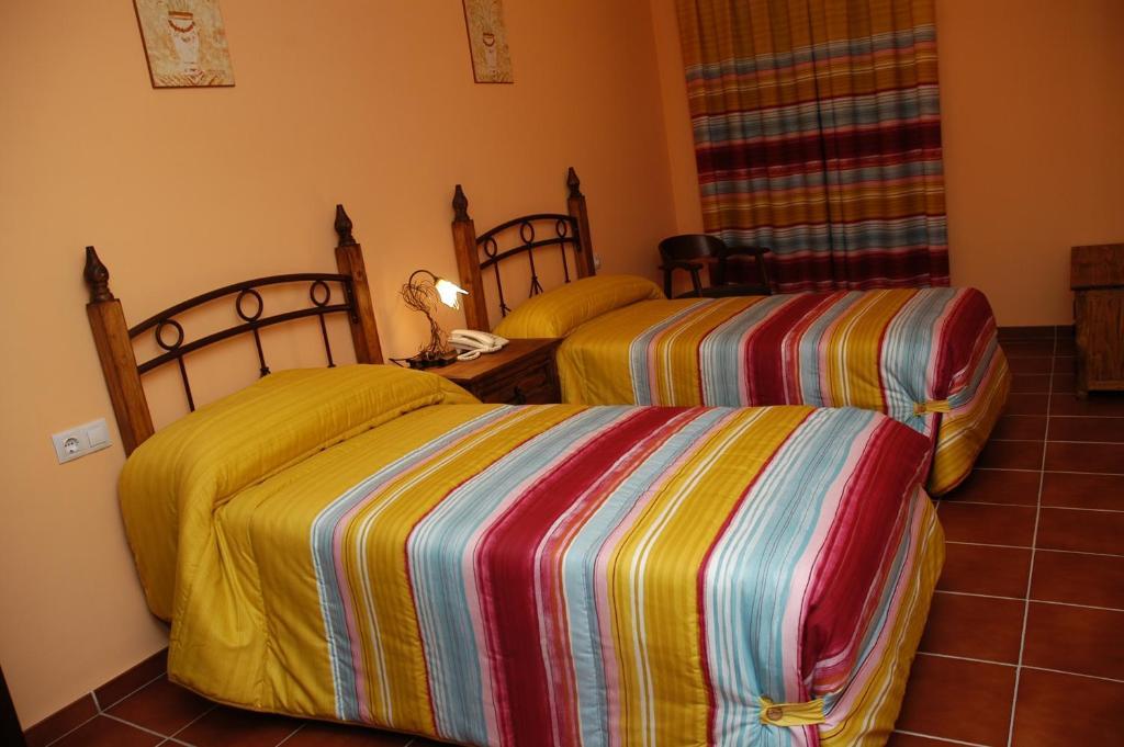 Freila Hotel Rural Los Chaparros חדר תמונה